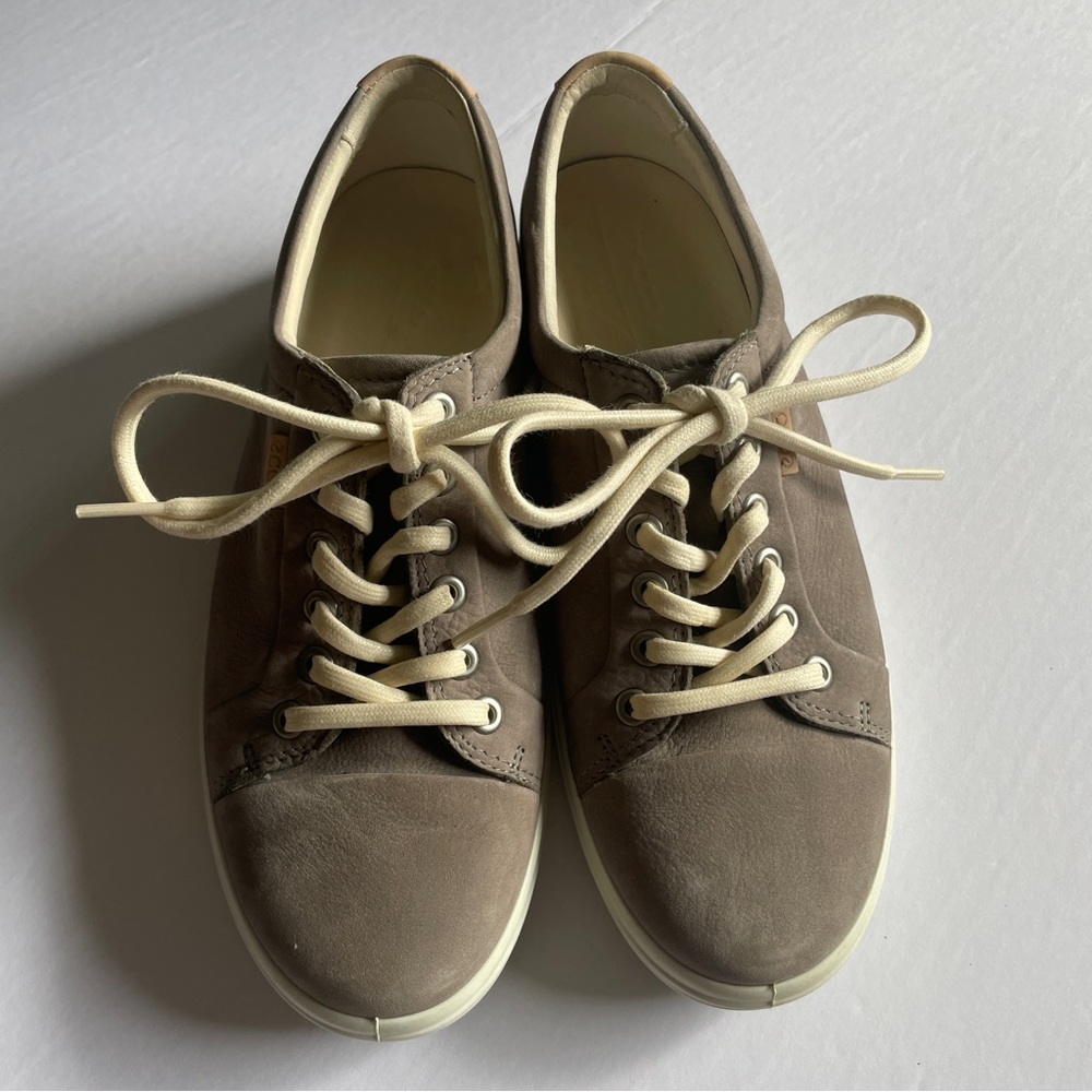 ECCO Soft 7 Sneakers Shoes Warm Gray Leather Lace Up Comfort SZ 39 (US 8)